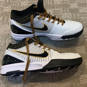 Nike Black, White, and Gold Men's Athletic Shoes